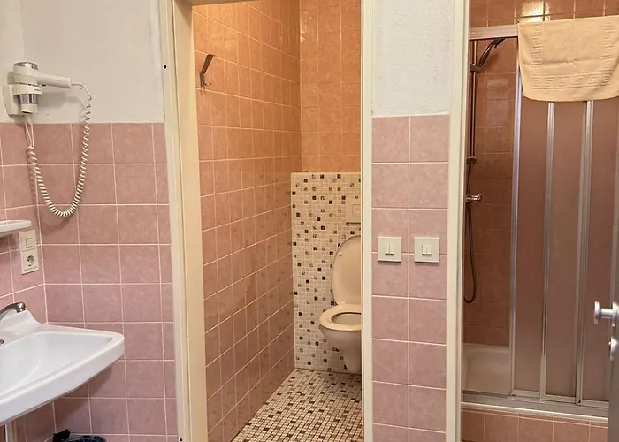 Hotel Nettersheimer-hof 1857 *